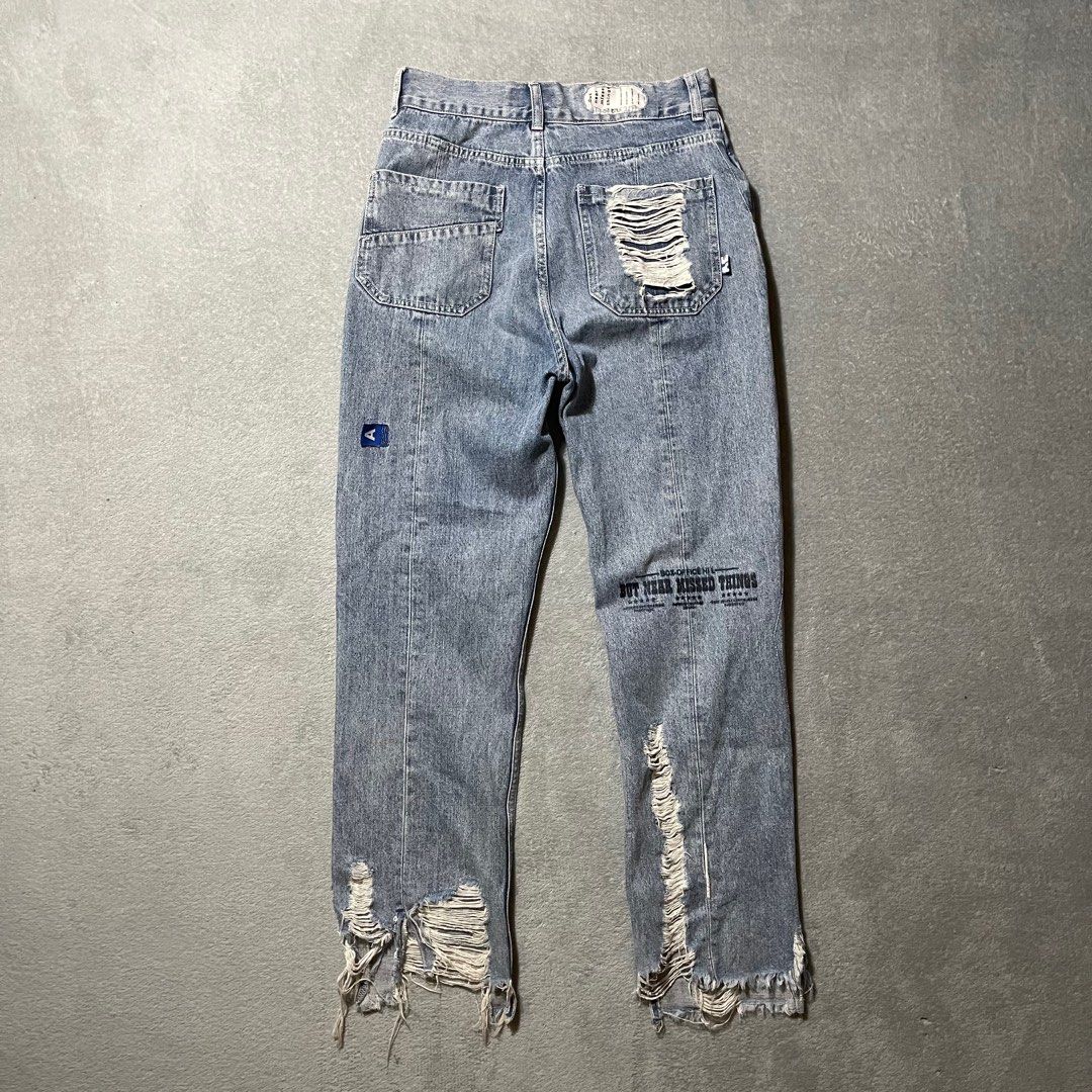 Ader Error Long Ripped Denim Jeans size 28-30 (Category: Jeans) located in Bayombong. Submitted by rochelle_archive_garments (Listing ID 1432523010, Image 2). Description: Ader Error Long Ripped Denim Jeans SIZE: 28-30 PRESENTABLE CONDITION / EXCELLENT THRIFTED GARMENTS WASHED BY LAUNDRY SO NEEDED TO REWASH IF WANTED EXCEPTION IS WHAT YOU SEE WHAT YOU GET 😇 FRIENDLY REMINDER THAT THIS IS SECOND HAND GARMENTS .