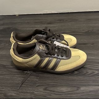 adidas gazelle silver green womens adidas Aloha Super Preloved Yellow/Core Black