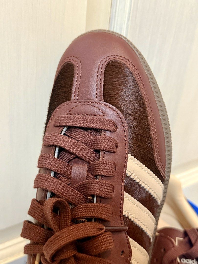 ADIDAS Samba Pony Hair (Category: Sneakers) located in Paranaque City. Submitted by robear26 (Listing ID 1432416287, Image 2). Description: RARE FIND‼️ Size US 7.5 / JPN 25.5.