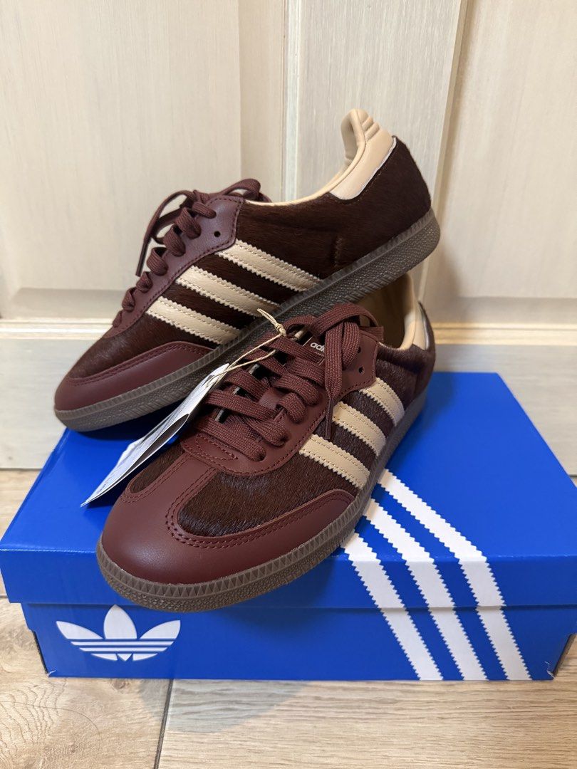 ADIDAS Samba Pony Hair (Category: Sneakers) located in Paranaque City. Submitted by robear26 (Listing ID 1432416287, Image 1). Description: RARE FIND‼️ Size US 7.5 / JPN 25.5.