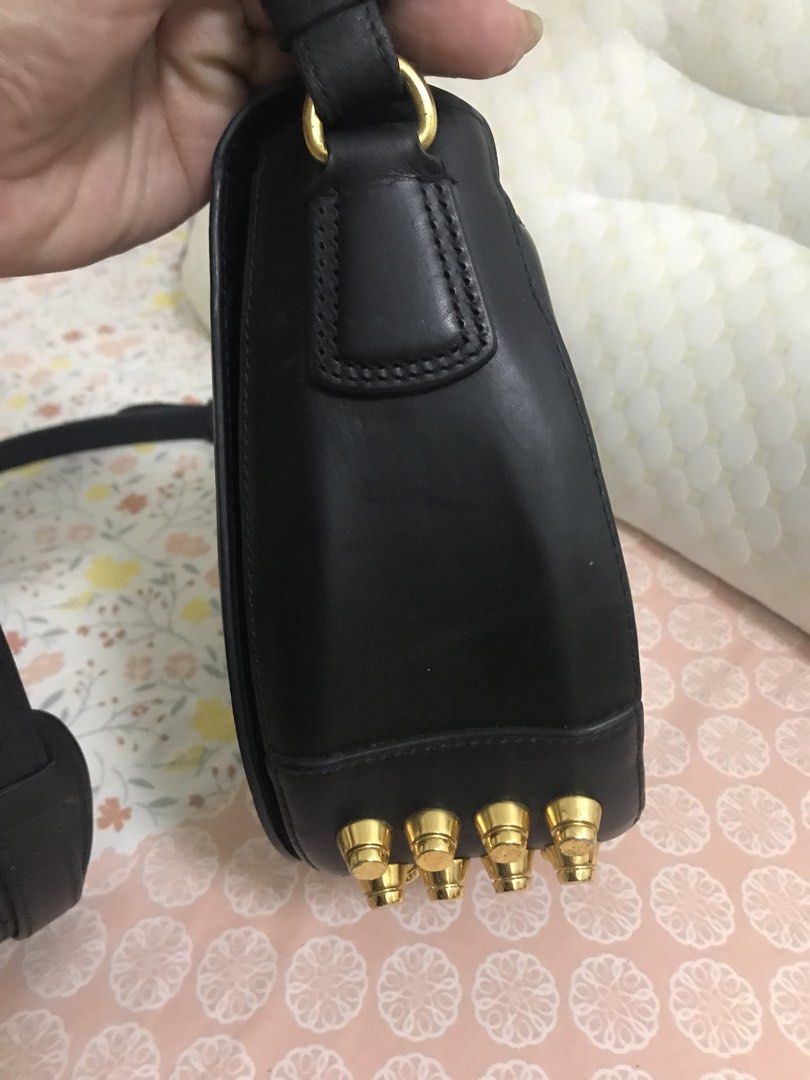 Alexander Wang Sling Bag (Category: Luxury Bags & Wallets) located in Manila. Submitted by freshlemon58885 (Listing ID 1432489100, Image 3). Description: Normal sign of usage No open pipes Japan Box.