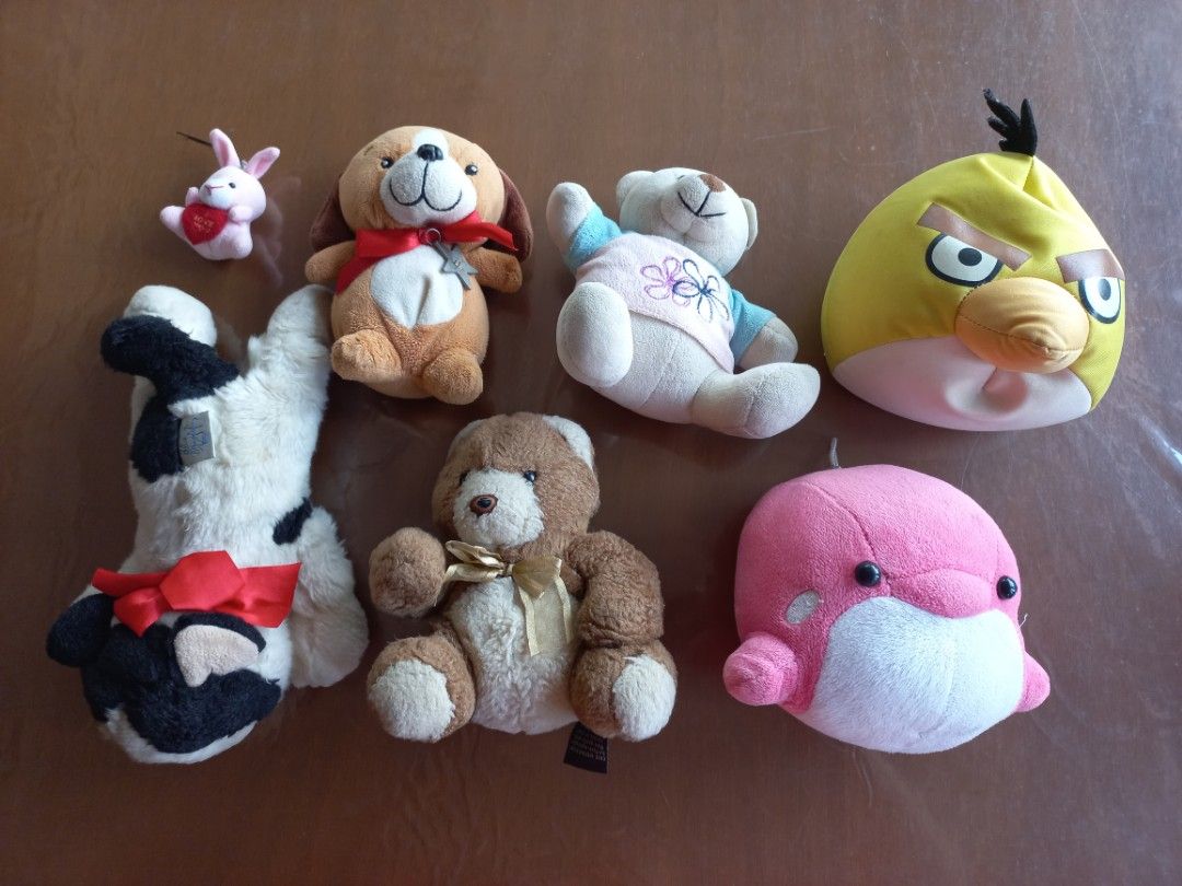 Assorted Plush Toys (Category: Plushies & Soft Toys) located in Cainta. Submitted by jacypluto_shop (Listing ID 1432524010, Image 1). Description: - Assorted plush toy collection. - Includes: Angry Birds plush, pink dolphin, teddy bear, dog plush, bear with blue shirt, cow plush, and small pink bunny. - Perfect for kids and collectors..