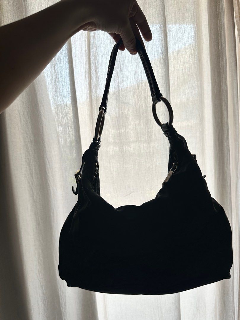 Authentic Prada Vintage Bag (Category: Luxury Bags & Wallets) located in Manila. Submitted by itsarah (Listing ID 1432445518, Image 2). Description: Well used vintage prada bag.