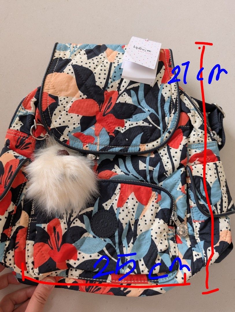 Backpack (Category: Backpacks) located in Singapore. Submitted by miffynfriends (Listing ID 1431593145, Image 3). Description: Genuine Kipling backpack..
