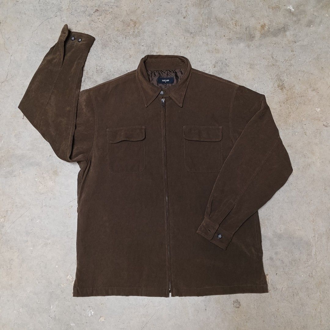 Basic Land (Category: Coats, Jackets and Outerwear) located in Makati City. Submitted by asehhh (Listing ID 1432568047, Image 1). Description: - Basic Land Velvet Jacket - Color: Choco Brown - Full zipper closure - Two chest pockets - Buttoned cuffs - Collared neckline - Size: Large toXL - Dimension : L 27 ‎W 25 - Color rate : 10/10.