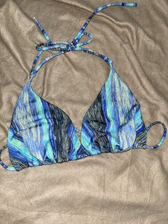 (Category: ) located in . Submitted by quarishop21 (Listing ID 1432510197, Image 1). Description: .