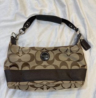 (Category: ) located in . Submitted by gogglesss (Listing ID 1432489256, Image 1). Description: .
