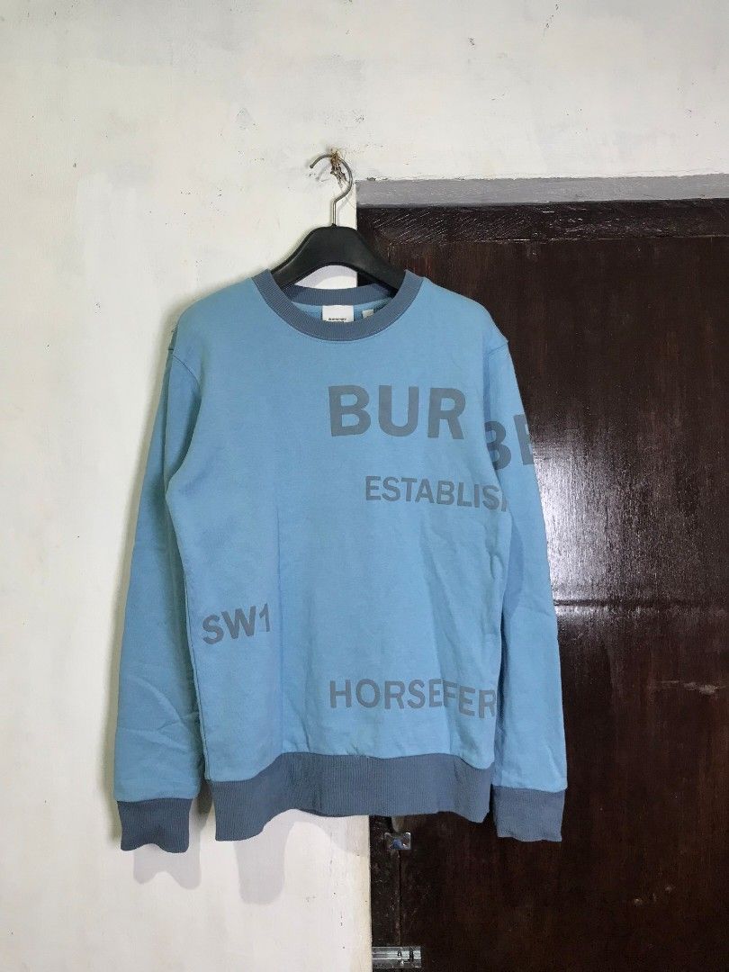 BURBERRY SWEATSHIRT (Category: Luxury Apparel) located in Naga. Submitted by black-market00 (Listing ID 1432524383, Image 1). Description: SIZE XS SMALL ON TAG BUT FIT TO M WIDTH 20 LENGHT 27 NO ISSUE.