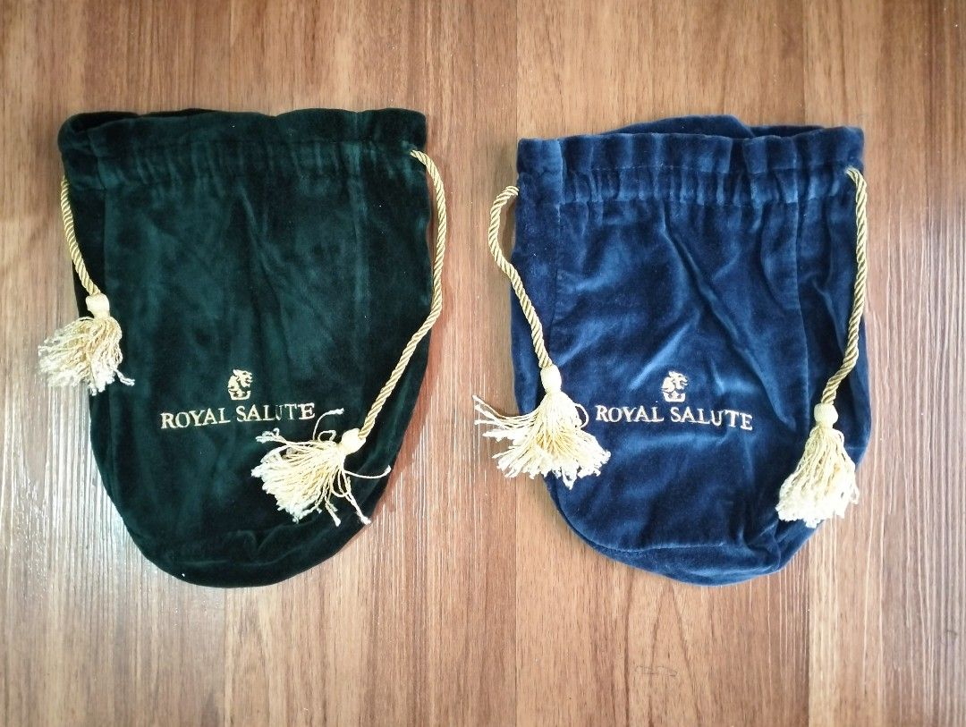 Chivas Royal Salute Velvet Drawstring Bag (per pc) (Category: Purses & Pouches) located in Baguio. Submitted by toys_of_yesteryear (Listing ID 1432530195, Image 2). Description: 📌loc. Baguio 💸php350.00 each colors: Green and Blue ------------------------- “If your offer is accepted, please stay in touch and keep the seller updated. Open communication helps ensure we don’t waste each other’s time.” -------------------------- 📌 Brand: Chivas Reg