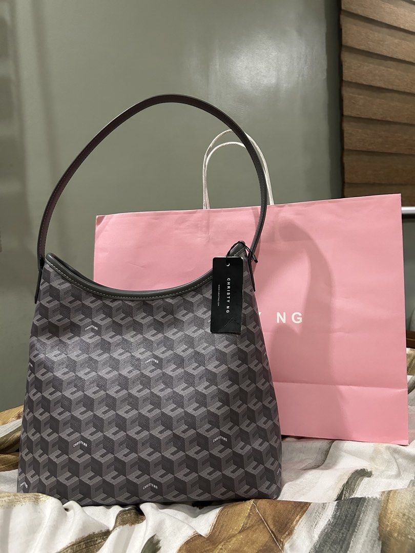 Christy Ng Alesso M Ash (Category: Tote Bags) located in Pasig City. Submitted by ThePrelovedShop (Listing ID 1432516453, Image 1). Description: ALESSO (M) ash -twice lang nagamit -nabili sa Megamall -no dents .