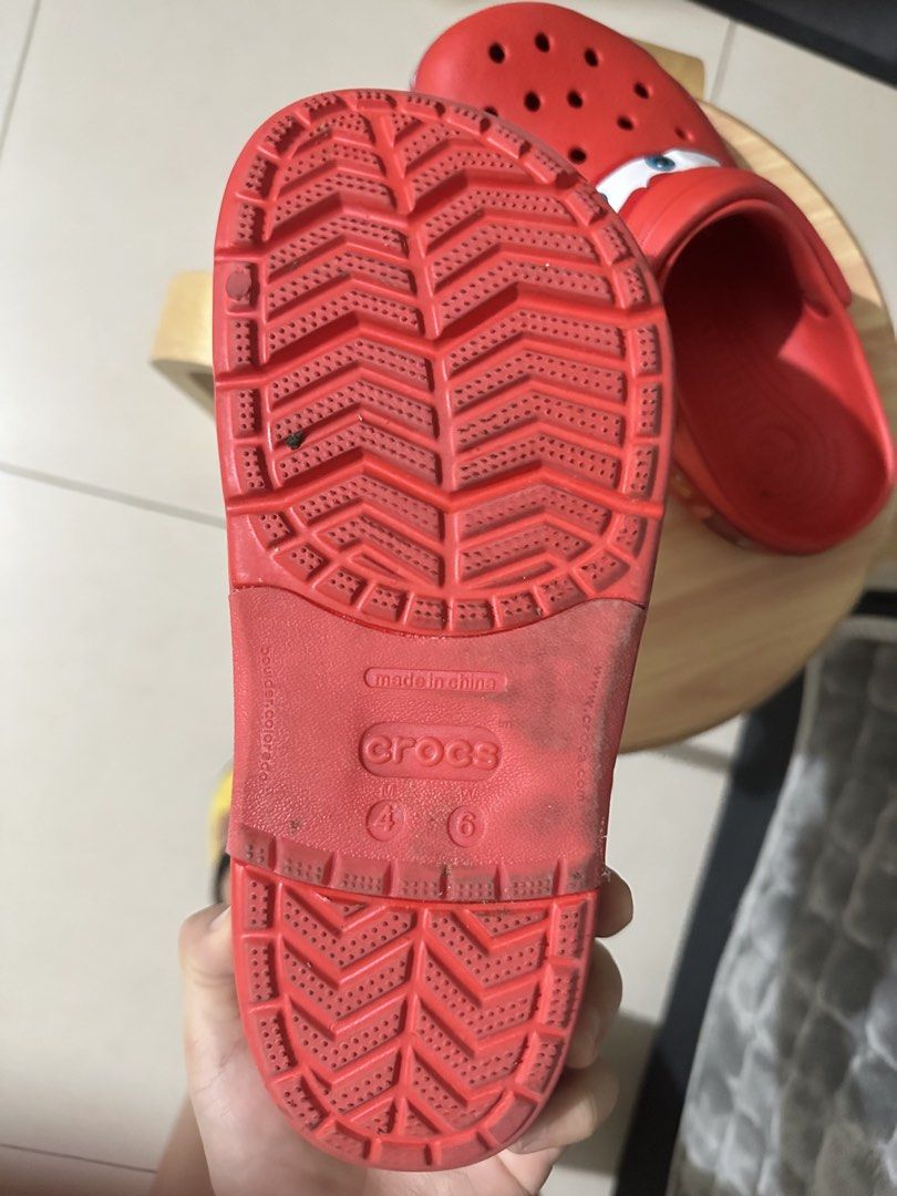 Crocs Lightning McQueen Clogs (Category: Slippers and slides) located in Manila. Submitted by curlz.spice (Listing ID 1432516627, Image 3). Description: -Lightning McQueen clogs w/ lights -Size 36 women's -used it once .
