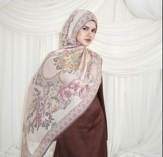 (Kategori: ) berada di . Dikirim oleh gigijediid02485 (ID iklan 1432574713, Gambar 1). Deskripsi: .