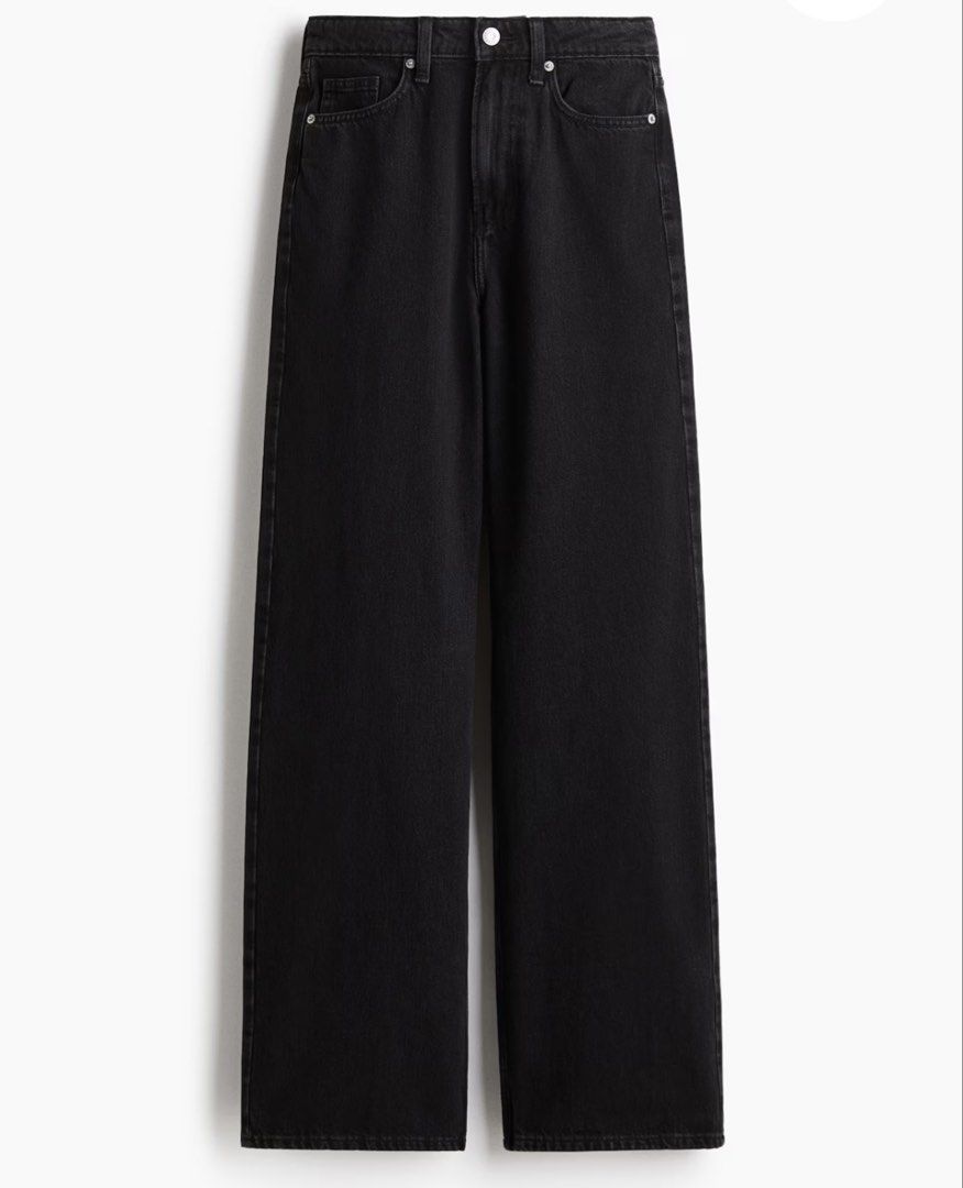 Denim Black Wide Leg Jeans (Category: Jeans) located in Bulacan. Submitted by okhayeee (Listing ID 1432540568, Image 1). Description: Denim black wide-leg jeans bought from the H&M online store and delivered on April 15. The size is too small for me. I can send actual photos upon request..
