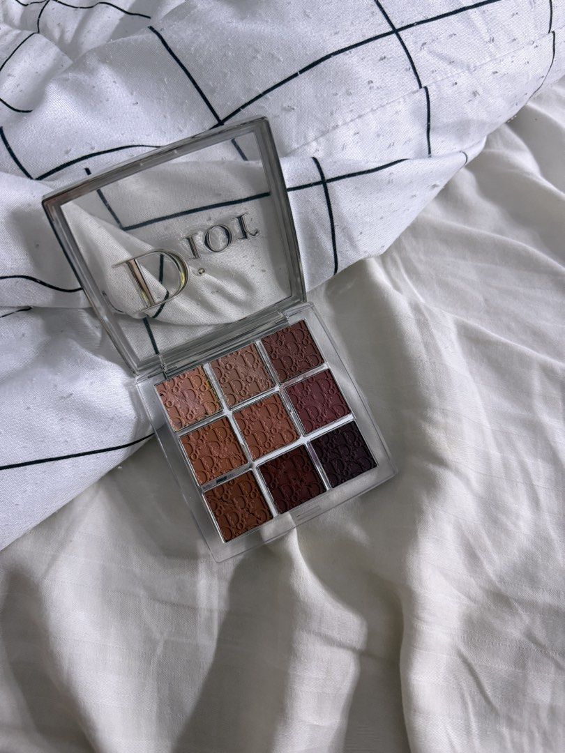 Dior Lip Palette (Category: Makeup) located in Imus. Submitted by diana2999 (Listing ID 1432579890, Image 3). Description: Shade: Universal Neutrals Swatches Last price posted.