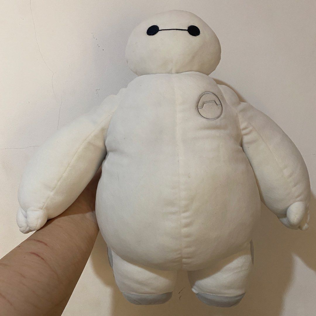 Disney Baymax Mallow Plush (Category: Plushies & Soft Toys) located in Bulacan. Submitted by ktwnh (Listing ID 1432485634, Image 2). Description: -May maliit na butas sa likod -Need wash.