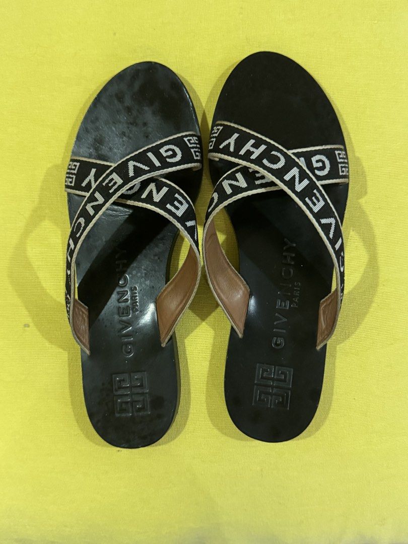 Givenchy Sandals 40EU 9US Womens (Category: Sneakers & Footwear) located in Quezon City. Submitted by marymae1223 (Listing ID 1432417959, Image 2). Description: Can be used both female and male Givenchy Preloved has non slip rubber under its soles. In very good condition with dust bag generic or may be same brand Gcash Payment Shipping carry off buyer .