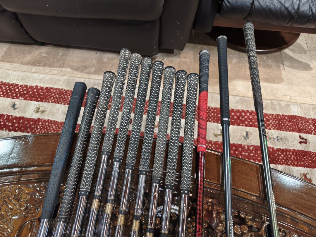 Golf Titleist (Category: Golf) located in Paranaque City. Submitted by manilagolfmarket (Listing ID 1432547516, Image 3). Description: For Sale Titleis Golf Set. °Titleist steel shaft irons °Titleist woods and driver bag included for only 15.7k pick up Bf Paranaque free shipping within MM..