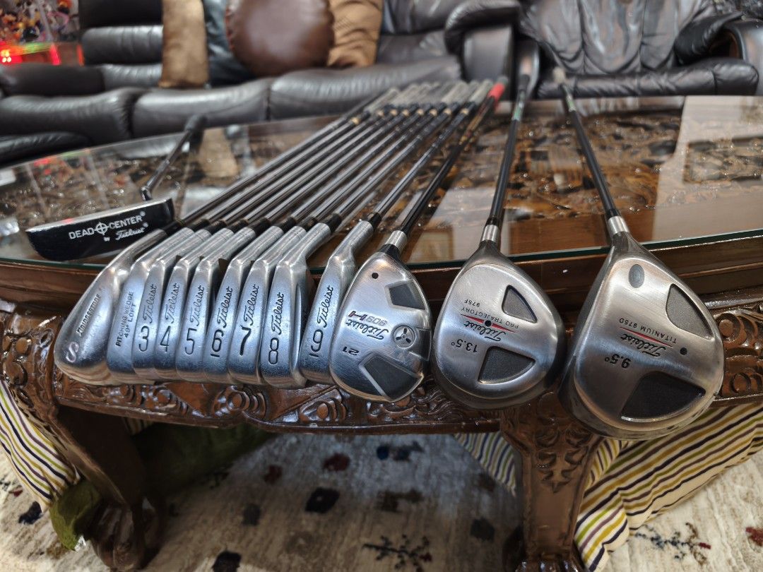 Golf Titleist (Category: Golf) located in Paranaque City. Submitted by manilagolfmarket (Listing ID 1432547516, Image 1). Description: For Sale Titleis Golf Set. °Titleist steel shaft irons °Titleist woods and driver bag included for only 15.7k pick up Bf Paranaque free shipping within MM..