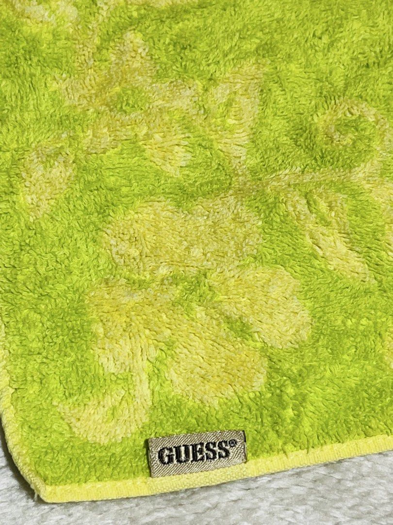 Guess Mini Hand Towel (Category: Towels, Napkins & Holders) located in Mandaue City. Submitted by chuchi152615 (Listing ID 1432473297, Image 3). Description: .
