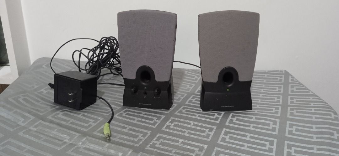 Harman Kardon Computer Speakers (Category: Soundbars, Speakers & Amplifiers) located in Manila. Submitted by 1rom_sns (Listing ID 1432490608, Image 1). Description: - Harman Kardon computer speakers - Includes power adapter and cables - Features volume and tone controls - Headphone jack included - Power adapter: Class 2 transformer, model A4815110T, input 120VAC 60Hz 22W, output 15VAC 1100mA lalamove pick up or personal.
