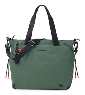 (Category: ) located in . Submitted by press2buy.sg (Listing ID 1432572042, Image 1). Description: .