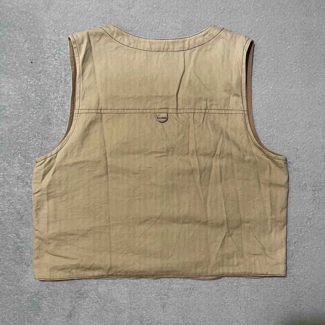 HISSI HERITAGE VEST GARMENTS SIZE MEDIUM (Category: Others Tops) located in Bayombong. Submitted by rochelle_archive_garments (Listing ID 1432523557, Image 3). Description: SIZE: MEDIUM ON TAB PRESENTABLE CONDITION / EXCELLENT THRIFTED GARMENTS WASHED BY LAUNDRY SO NEEDED TO REWASH IF WANTED EXCEPTION IS WHAT YOU SEE WHAT YOU GET 😇 FRIENDLY REMINDER THAT THIS IS SECOND HAND GARMENTS .