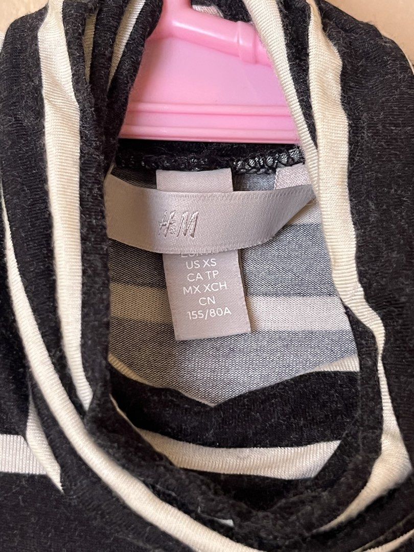 H&M Black and White Stripes Turtleneck Top (Category: Blouses) located in Quezon City. Submitted by chaesgram (Listing ID 1432402155, Image 2). Description: .