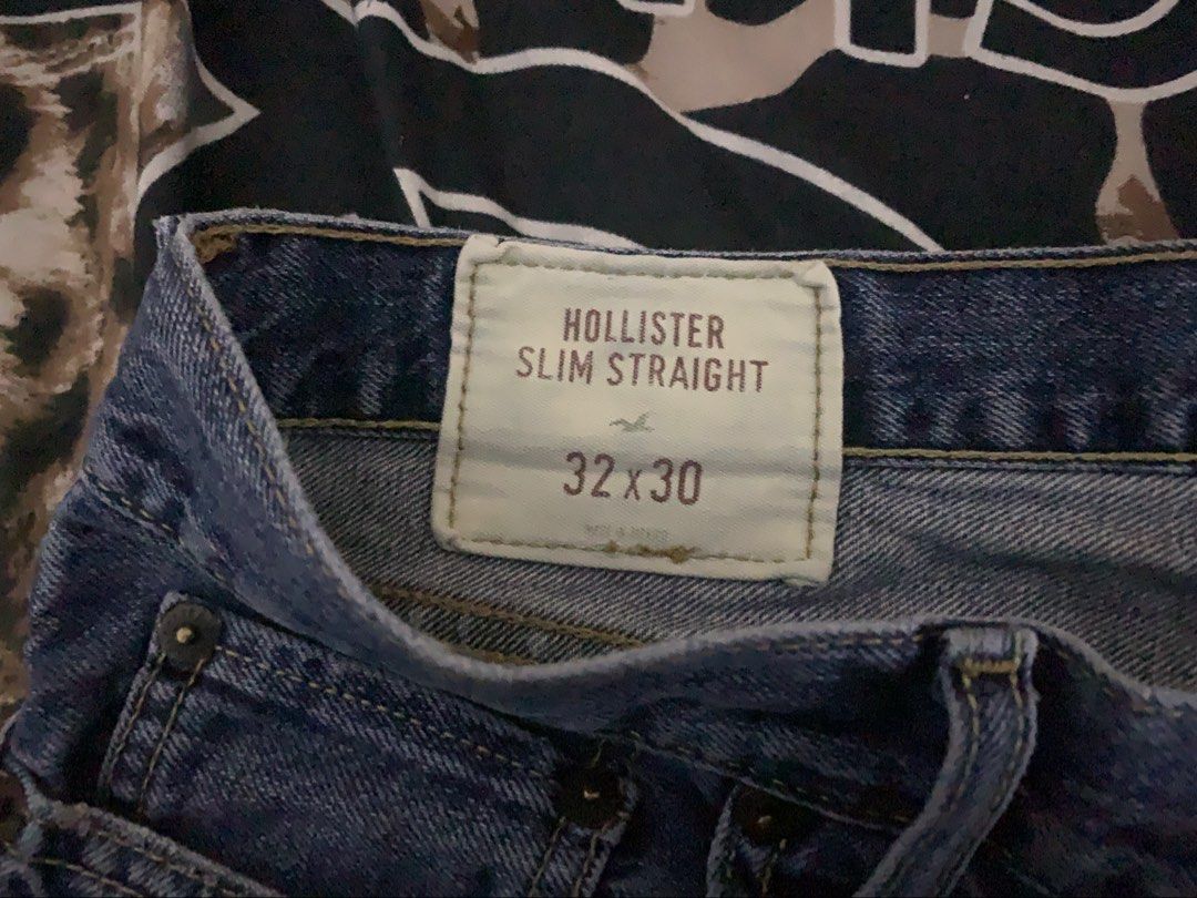Hollister Slim Straight Jeans (Category: Jeans) located in Pasay City. Submitted by yang_mg21 (Listing ID 1432517649, Image 3). Description: 30 W 32 L Still in good condition Rfs: need funds.