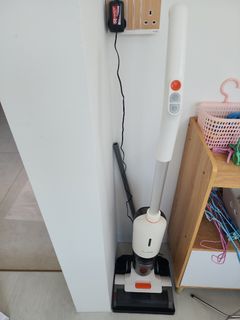 (Category: ) located in . Submitted by Pink_Cowie (Listing ID 1432403981, Image 1). Description: .