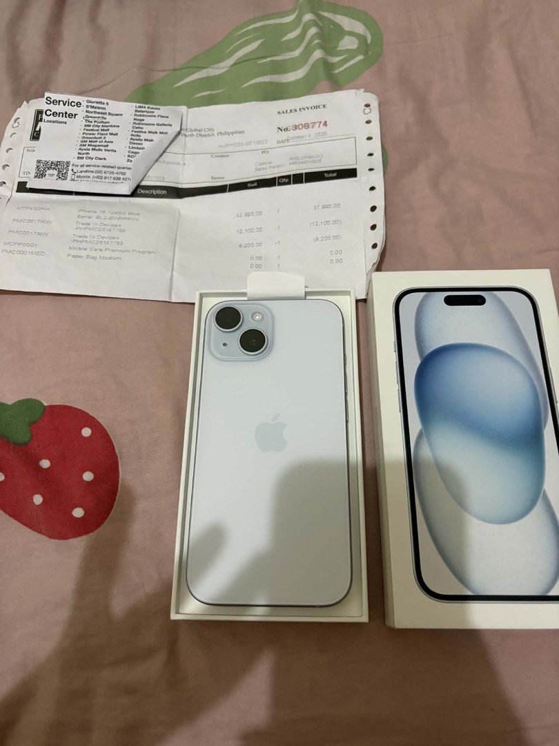 Iphone 15 128gb 100% FU (Category: iPhone 15 Series) located in Quezon City. Submitted by micha15 (Listing ID 1432536794, Image 2). Description: Selling my iPhone 15 (128GB) in Blue. This is a Local NTC unit originally purchased from Power Mac Center, SM Aura. The phone is in pristine, “like-new”. Condition: 99% Smooth: No dents, no scratches, never dropped. Full Functional: FacelD, TrueTone, and all cameras are 100% working. Local Unit: Comes wi