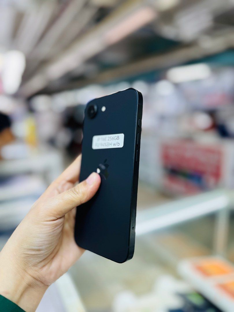 IPhone 16e 256GB 94bh no issues Openline NTC approved 98% smooth (Category: iPhone 16 Series) located in San Juan City. Submitted by najihahtelecomshop2018 (Listing ID 1432533585, Image 3). Description: Legit Store | Original unit FOR SALE | TRADE / SWAP ▫️INSTALLMENT thru: 🔸Credit Card (straight / installment) 🔸Ggives / Gcredit + 6% interest 🔸Spay Later + 6% interest (RFS: Buy and Sell any kinds of Gadgets) Description: iPhone 16e 256GB ( oth