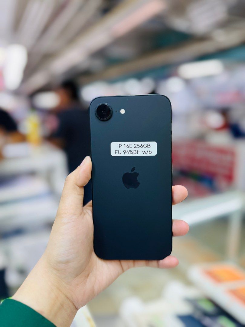 IPhone 16e 256GB 94bh no issues Openline NTC approved 98% smooth (Category: iPhone 16 Series) located in San Juan City. Submitted by najihahtelecomshop2018 (Listing ID 1432533585, Image 1). Description: Legit Store | Original unit FOR SALE | TRADE / SWAP ▫️INSTALLMENT thru: 🔸Credit Card (straight / installment) 🔸Ggives / Gcredit + 6% interest 🔸Spay Later + 6% interest (RFS: Buy and Sell any kinds of Gadgets) Description: iPhone 16e 256GB ( oth