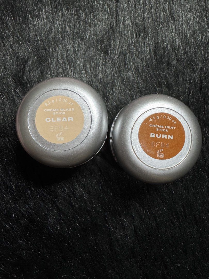 ISSY Creme Stick Set (Highlighter and Bronzer) (Category: Makeup) located in Quezon City. Submitted by rj4gftpzjs (Listing ID 1432503730, Image 2). Description: - used less than 10 times - rfs: di nagagamit - sold as set only .