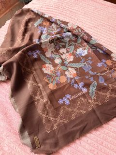 (Category: ) located in . Submitted by prel.o.v.ebyalyana (Listing ID 1432489082, Image 1). Description: .