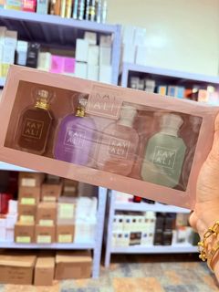 （分類：）位於 。 由 kingperfume 提交（商品編號 1432508120，圖片 1）。簡介： 。