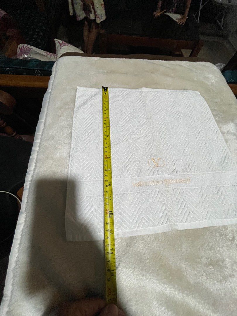 Lanvin Paris hand towel - White (Category: Towels, Napkins & Holders) located in Mandaue City. Submitted by chuchi152615 (Listing ID 1432507979, Image 3). Description: .