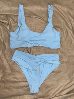 (Category: ) located in . Submitted by quarishop21 (Listing ID 1432510183, Image 1). Description: .