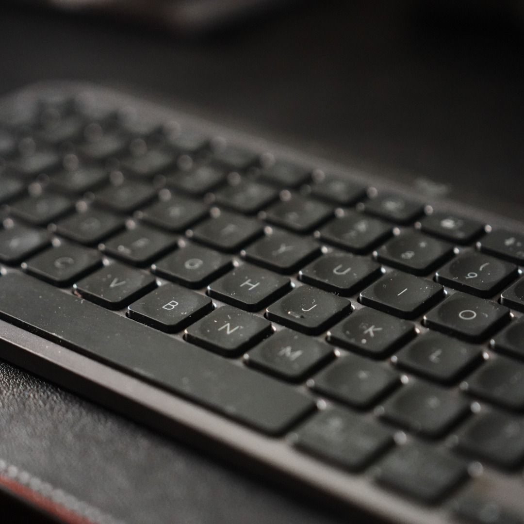 Logitech MX Keys Mini Wireless Keyboard484120435098265601