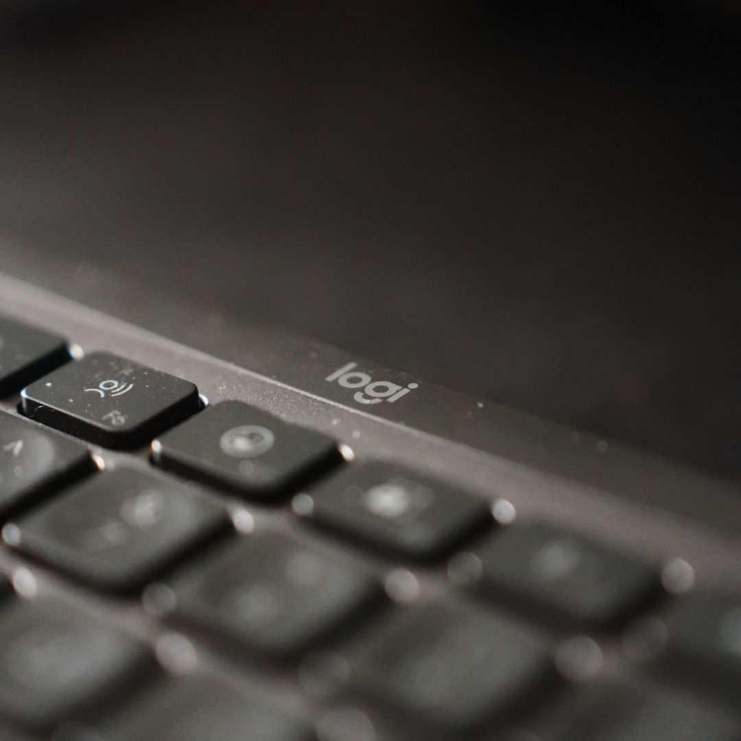 Logitech MX Keys Mini Wireless Keyboard484120435098265602