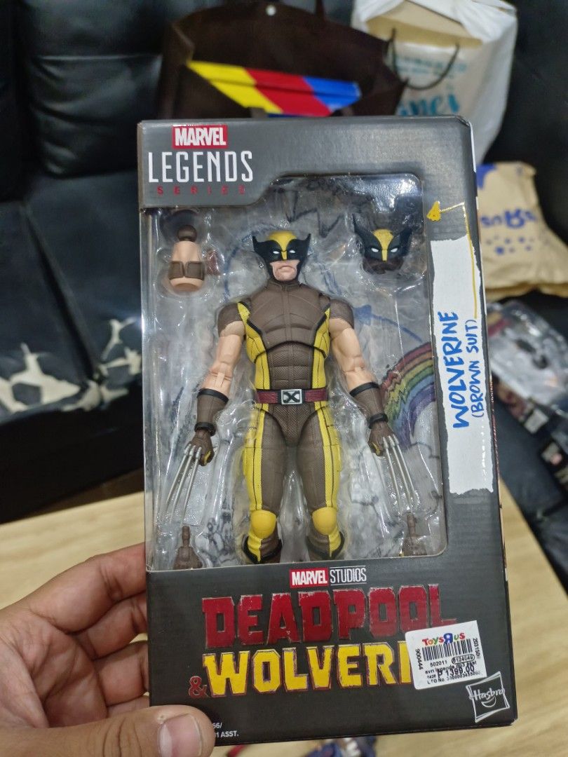 Marvel Legends Deadpool & Wolverine Wolverine (Brown Suit) (Category: Figurines & Statues) located in Bulacan. Submitted by lurenzrroq86278 (Listing ID 1432530338, Image 1). Description: *Marvel Legends DeadPool and Wolverine Marvel Legends Wolverine (Brown Suit) -- Sealed Brand New P2,000 Nego *Jazwares Total Anime Chainsaw Man 6.5-inch Figure BIB w/ Alt Head, Arms & Mouthpiece No stand P1,700 Nego *Marvel Legends Daredevil Born Again Daredevil 
