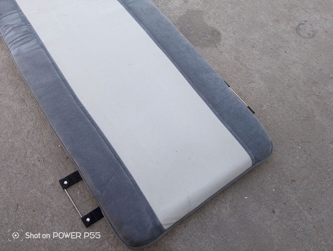 Massaging Therapy Bed Machine japan 100V (Category: Massage Devices) located in Bulacan. Submitted by ton0774 (Listing ID 1432562874, Image 2). Description: Massaging Therapy Machine japanese 100Volts 3k only Perefectly working may tapal lang ng duct tape yung kaprasong part ng wire nya Pulilan Bulacan Area.