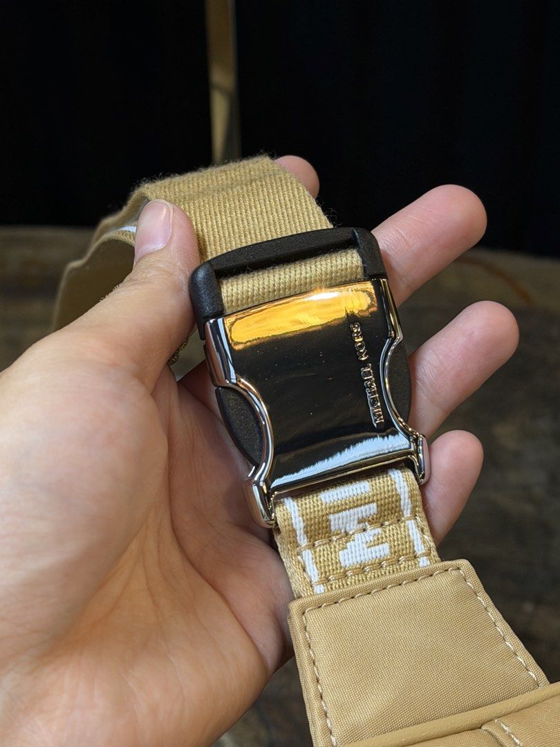Michael Kors beltbag (Category: Cross-body Bags) located in Batangas. Submitted by declutterwithclare_ (Listing ID 1432505363, Image 3). Description: Original mk belt bag Like new condition ✨ Used once only brandnew bought.