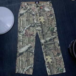 (Category: ) located in . Submitted by aimuss (Listing ID 1432561854, Image 1). Description: .