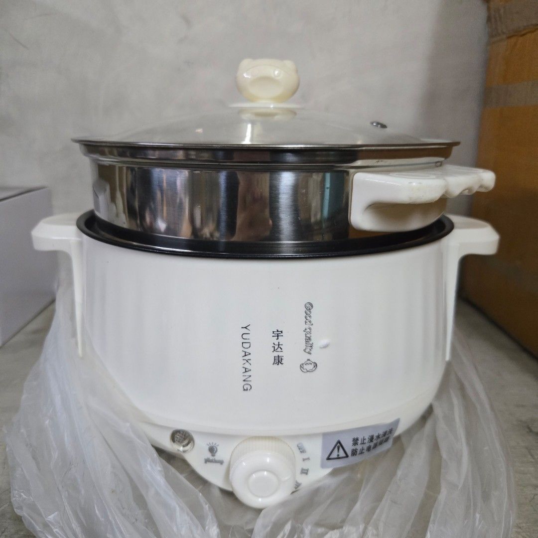 Multifunctional electric cooker with steamer 24cm (Category: Cookware & Accessories) located in Manila. Submitted by olx476228133 (Listing ID 1432505594, Image 1). Description: Multifunctional electric cooker with steamer , brand new with box 24cm , also available 26cm and 28cm Grab/lalamove/JNT Payment Before Shipout Shipping fee should be shouldered by buyer Location : Tondo.