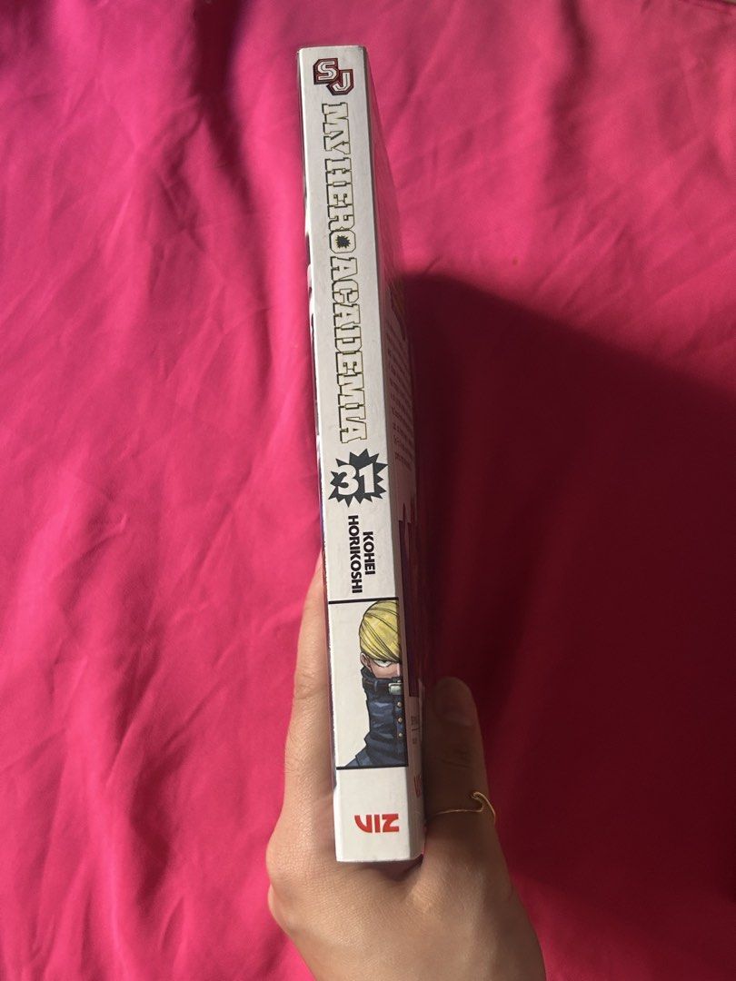 My Hero Academia Vol. 31 - Paperback (Category: Comics & Manga) located in Manila. Submitted by cleverberry (Listing ID 1432459404, Image 3). Description: book details: - title: my hero academia manga vol. 31 - deku & all might cover - bought from fully booked in 2025 - original price: ₱499 - open to negotiations for sure buyer product condition: - brand new, removed packaging but with original tag - only on display mod: jnt mop: gcash only, payo