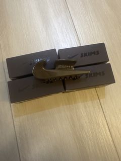 （分類：）位於 。 由 towckla 提交（商品編號 1432547547，圖片 1）。簡介： 。