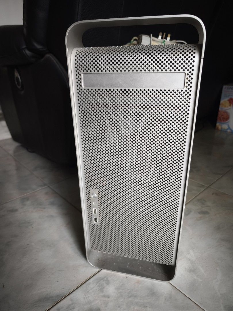 (Not working) Apple Mac Pro Desktop Computer436918158822615042