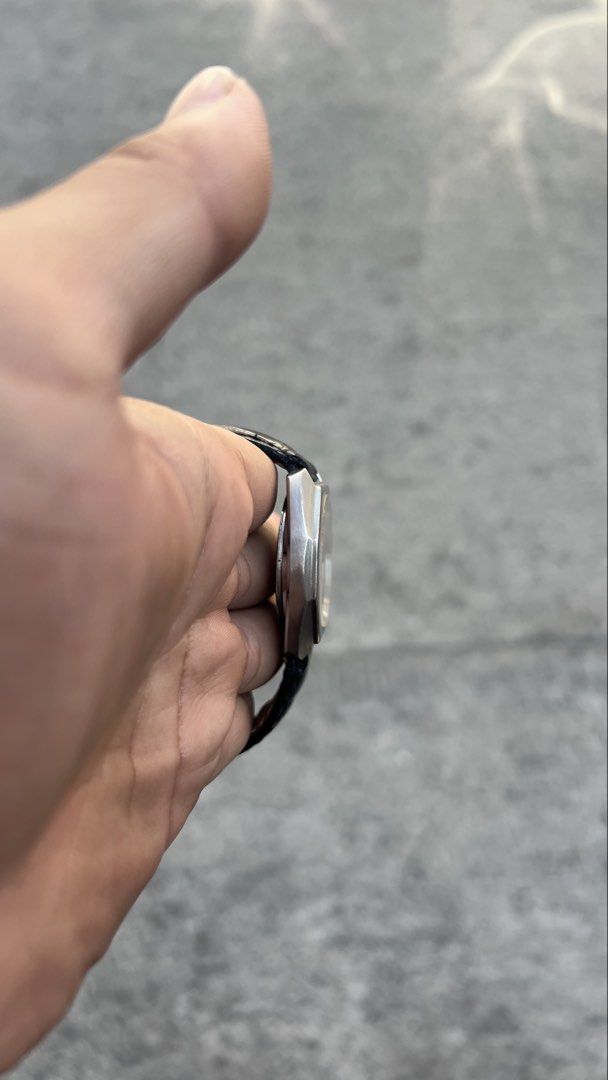 Omega Constellation Quartz Watch (Category: Luxury Watches) located in Caloocan City. Submitted by _alennchan (Listing ID 1432459297, Image 2). Description: Omega Constellation Chronometer Quartz - Condition: 9.5/10 - Ref. 198.0114 - Cal. 1343 - No issue/ All Working - Year of Production 1977 - Case size approx 35mm - Quartz Movement - ₱27,500 Negotiable + sf Inclusions: Unit Only and Replacement Box FB page: Mga Relo ni Alenn at iba pa Tiktok: M