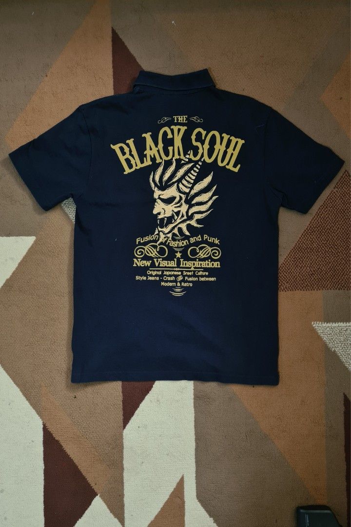 ONIARAI Japan Y2k Polo (Category: Tshirts & Polo Shirts ) located in Minglanilla. Submitted by itz_me_rain (Listing ID 1432414685, Image 3). Description: ONIARAI Polo Good Condition 💎 Screen Printed and Embroidered Design Dimes 📐 Width 19 inches Length 27 inches.