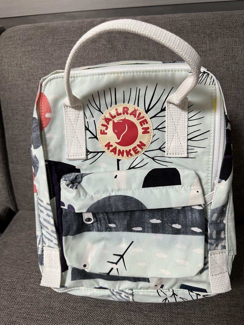 Original Kanken Art Mini (Limited Edition 2020) (Category: Backpacks) located in Quezon City. Submitted by bubbles2000 (Listing ID 1432533049, Image 1). Description: Rare and discontinued Kanken Mini Art (2020 Limited Edition!) - 3 outside pockets (2 side pocket, 1 front pocket) - padded sleeve - Minor flaw: Logo has a few marks Location: Quezon City MOP: GCash | Maya | Bank Transfer No return, no refund, no exchange.